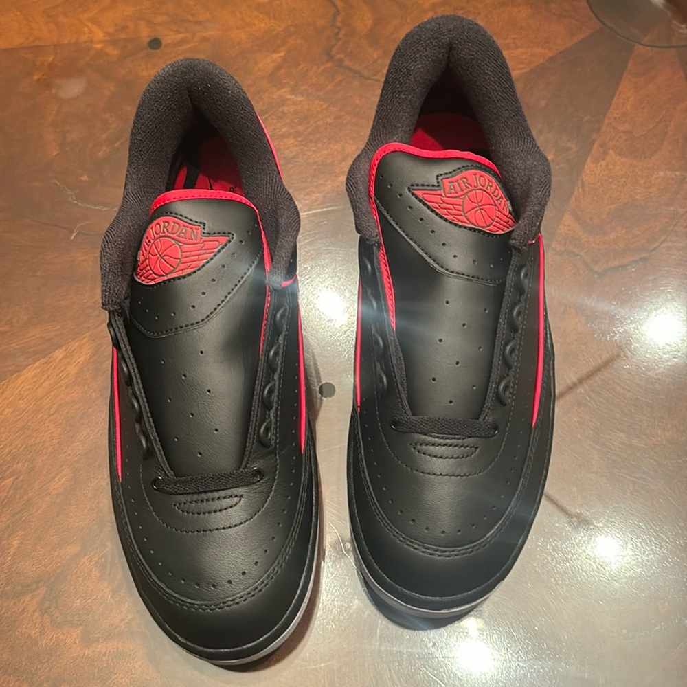 AIR JORDAN 2 RETRO LOW CHRISTMAS